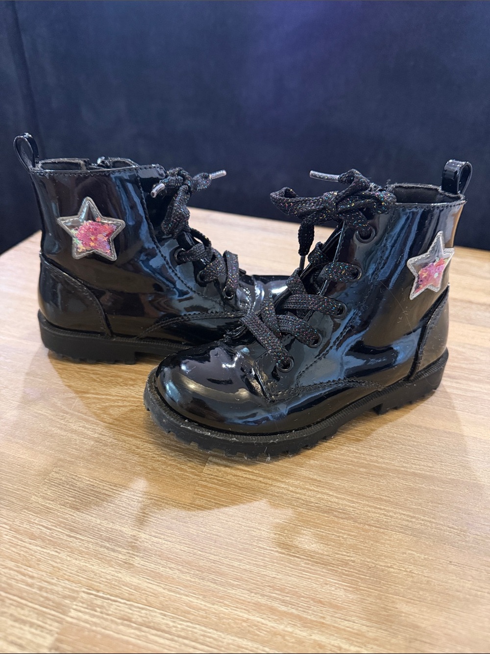 Harper Canyon Black Patent Lace-Up Kids Boots with Pink Star Accent size 11